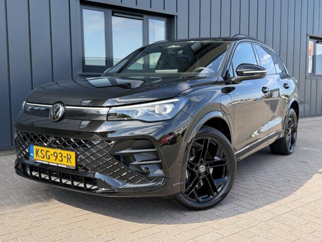 Volkswagen TIGUAN 1.5 eHybrid RLine Pano*IQ*Leder Bomvol! ?