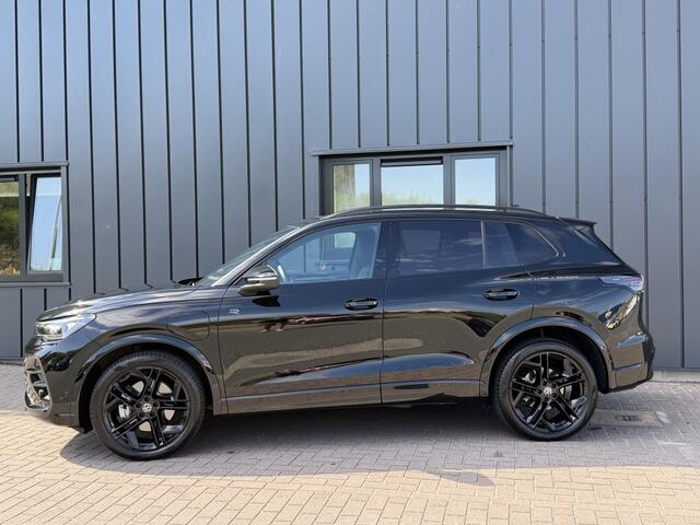 Volkswagen TIGUAN 1.5 eHybrid RLine Pano*IQ*Leder Bomvol! ?