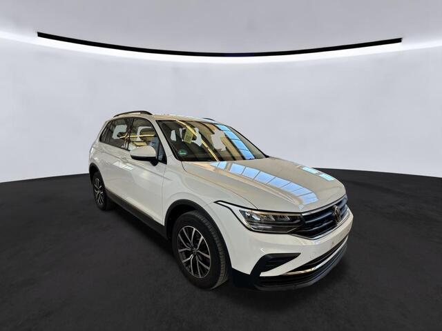 Volkswagen TIGUAN 1.4 TSI 245pk DSG e-Hybrid Life / Trekhaak / Carplay