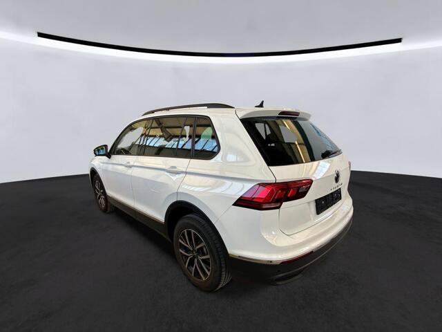 Volkswagen TIGUAN 1.4 TSI 245pk DSG e-Hybrid Life / Trekhaak / Carplay