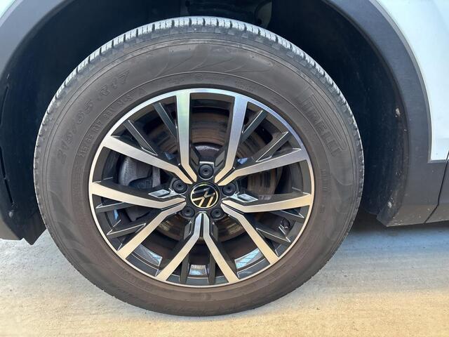 Volkswagen TIGUAN 1.4 TSI 245pk DSG e-Hybrid Life / Trekhaak / Carplay