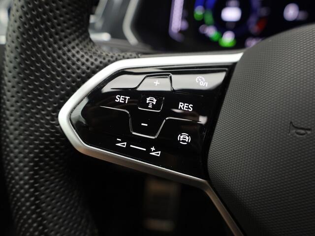 Volkswagen TIGUAN 1.4 TSI eHybrid R-Line Business+ | 360 Camera | Panodak | 20'' | Keyless | Prijs Rijklaar!!