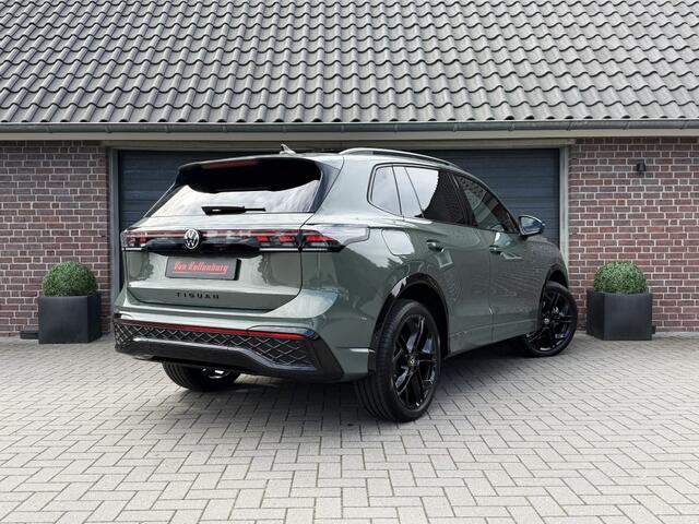 Volkswagen TIGUAN 1.5 E HYBRID R-LINE PANO TREKHAAK HK BLACK STYLE
