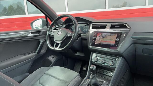 Volkswagen TIGUAN 1.4 TSI Comfortline Business R PANORAMADAK / STOELVERW / KEYLESS / 360GR CAMERA / CARPLAY / NAVI / CLIMA / NL-AUTO