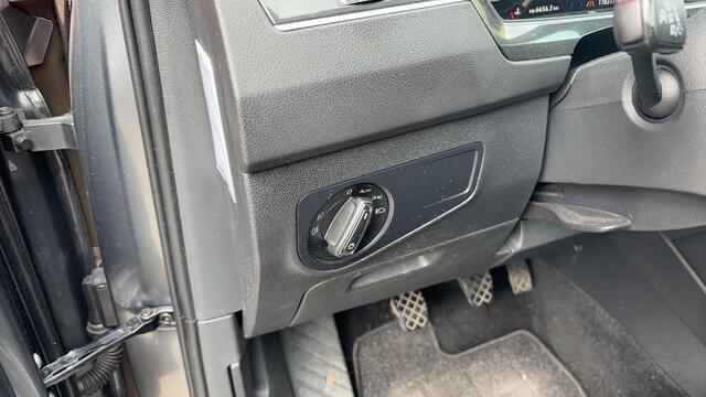 Volkswagen TIGUAN 1.4 TSI Comfortline Business R PANORAMADAK / STOELVERW / KEYLESS / 360GR CAMERA / CARPLAY / NAVI / CLIMA / NL-AUTO