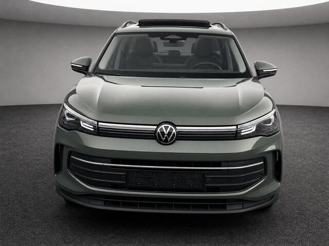 Volkswagen TIGUAN 1.5 204pk DSG eHybrid Life Edition · Panoramadak · Camera · Wegklapbare Trekhaak · Apple/Android Car Play · Navigatie · 18'' Inch ·