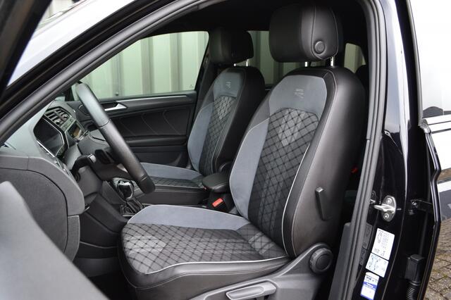 Volkswagen TIGUAN 1.4 TSI R-Line eHybrid Black Edition IQ Light/Camera/ACC