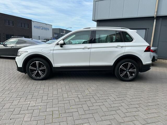 Volkswagen TIGUAN 1.4 TSi eHybrid Elegance Camera stoelverw.