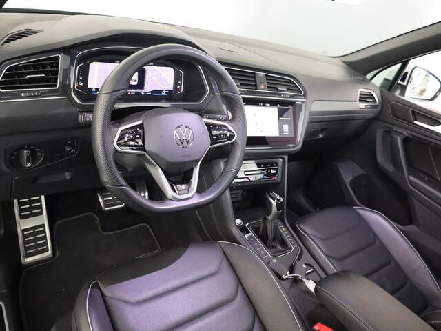 Volkswagen TIGUAN 1.4 TSI eHybrid R-Line Business 245 pk Automaat (DSG) | Navigatie | Panoramadak | Park assist | Rondomzicht camera | Head-up display | Lederen bekleding | Elektr. voorstoelen met geheugen | R-Line |