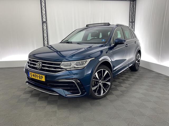 Volkswagen TIGUAN 1.4 TSI eHybrid R-Line Business+ | Apple carplay | Panodak | Trekhaak | Navi | IQ Light | Camera | ACC