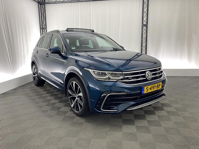 Volkswagen TIGUAN 1.4 TSI eHybrid R-Line Business+ | Apple carplay | Panodak | Trekhaak | Navi | IQ Light | Camera | ACC