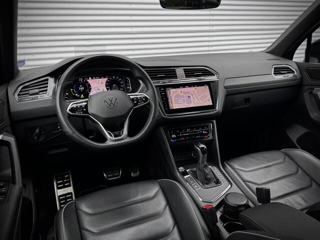 Volkswagen TIGUAN R-Line eHybrid | Panorama | Head-Up | trekhaak | ACC |