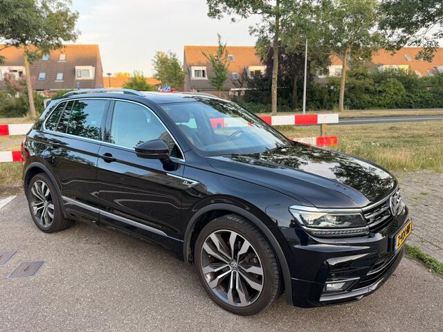 Volkswagen TIGUAN 2.0 TSI 4M | Pano | ACC | 20'' Velgen |