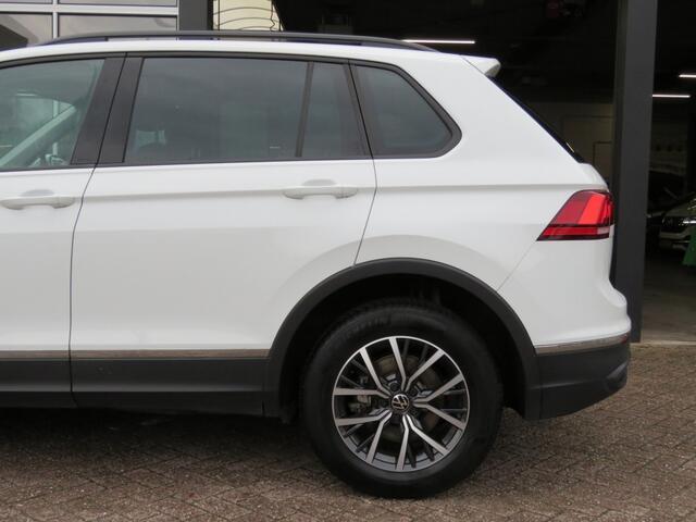 Volkswagen TIGUAN 1.4 TSI 245pk eHybrid / Digitaal dashboard / Camera / 17 Inch / BOVAG garantie