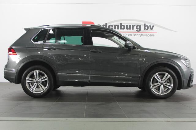 Volkswagen TIGUAN 2.0 TSI 4Motion R-Line - Navi / Bluetooth / Lane assist
