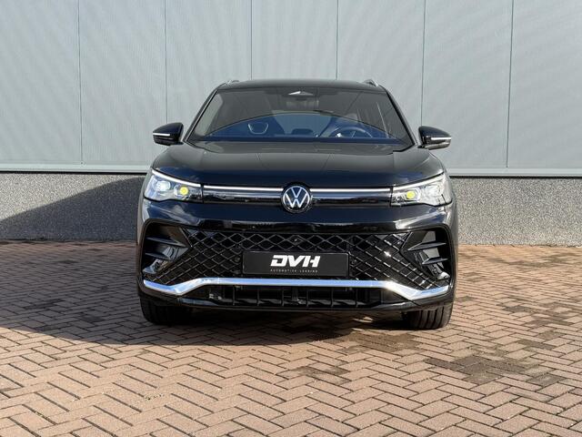 Volkswagen TIGUAN 1.5 eHybrid R-Line Edition PANO | TREKHAAK | 360 CAMERA
