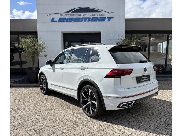Volkswagen TIGUAN R-Line eHybrid | Camera | Panoramadak | IQ lights | 20 inch