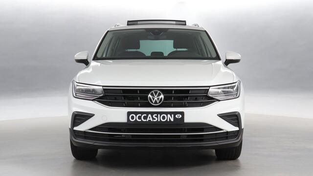 Volkswagen TIGUAN 1.5 TSI 150pk Life Business DSG / Panoramadak / Navigatie / Camera