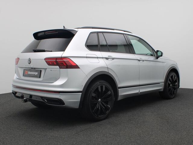 Volkswagen TIGUAN 1.4 TSI eHybrid R-Line Business 245PK DSG Panoramadak, Trekhaak, Black Style, 20" LM velgen, Matrix LED-Verlichting, Keyless, 17" Winterset