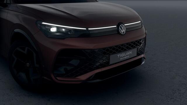Volkswagen TIGUAN 1.5 eHybrid 204 6DSG Edition 20 | 30,5 cm display met 2D en 3D weergave | Automatische afstandsregeling (Adaptive Cruise Control) | Diefstalalarm