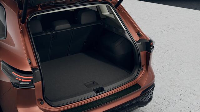 Volkswagen TIGUAN 1.5 eHybrid 204 6DSG Edition 20 | 30,5 cm display met 2D en 3D weergave | Automatische afstandsregeling (Adaptive Cruise Control) | Diefstalalarm