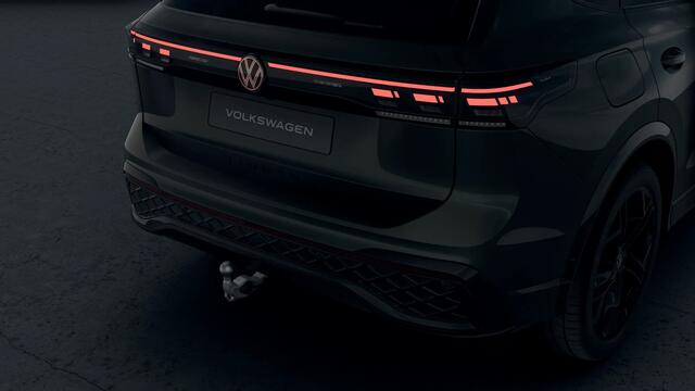 Volkswagen TIGUAN 1.5 eHybrid 204 6DSG R-Line Edition | 'App-Connect' draadloze smartphone integratie | Automatische afstandsregeling (Adaptive Cruise Control) | Diefstalalarm