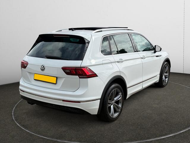 Volkswagen TIGUAN 1.4 TSI 175pk R-Line Aut- Panoramadak, Stuur/Stoelverwarming, Virtual Cockpit, Carplay, Android Auto