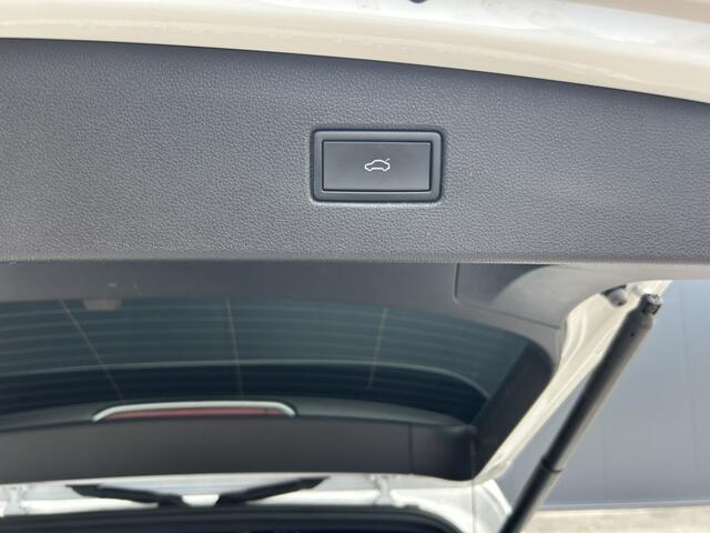 Volkswagen TIGUAN 1.4 TSI eHybrid R-Line PHEV TREKHAAK VIRTUAL COCKPIT ADAPT CRUISE CAMERA PARK ASSIST LED NAVI ECC