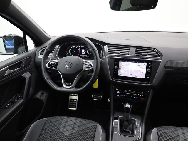 Volkswagen TIGUAN 1.5 TSI R-Line Business | Black Style | IQ Light | Side Assist | Elk. A-klep | Camera | Prijs Rijklaar !!