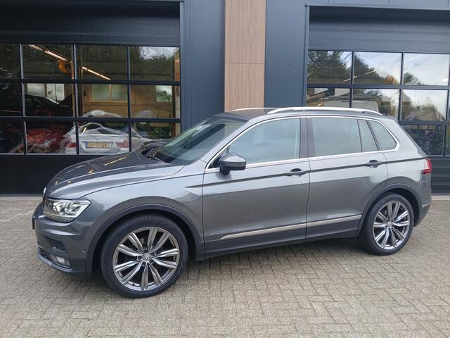 Volkswagen TIGUAN 1.5 TSI ACT Highline / trekhaak wegklapbaar / apple carplay / virtual cockpit / full led