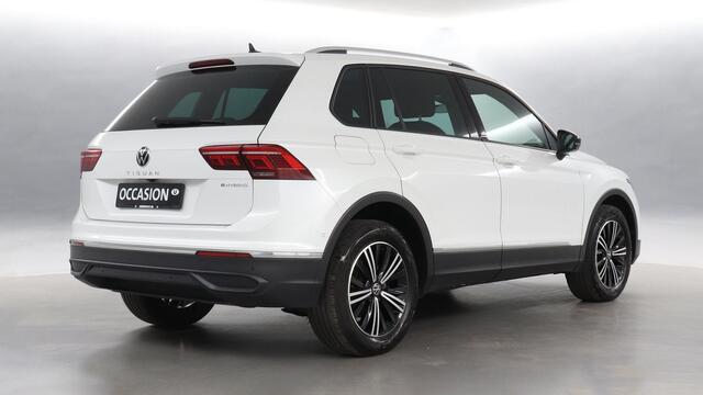 Volkswagen TIGUAN 1.4 TSI eHybrid 245pk DSG Life / 94% SOH / Matrix LED / Navigatie Pro / 360 Camera / Trekhaak