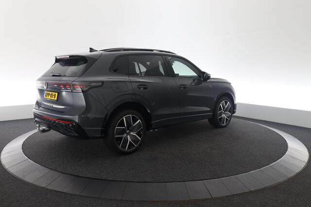 Volkswagen TIGUAN 1.5 eHybrid R-Line Edition 272PK DSG Panoramadak, Trekhaak, 360gr. Camera, Black Style, 20" LM Velgen, Head-Up Display, Harman Kardon Audio, Elektr. Achterklep