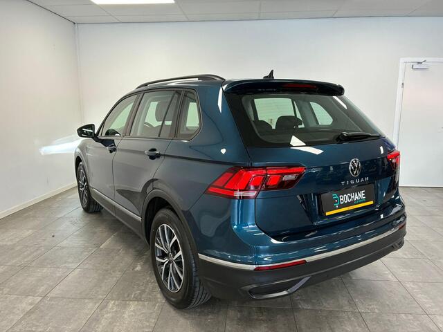 Volkswagen TIGUAN 1.5 TSI Elegance | Panoramadak | Adaptive Cruise Control | Stoel- & Stuurverwarming |Elektr. Kofferbak | Parkeerhulp