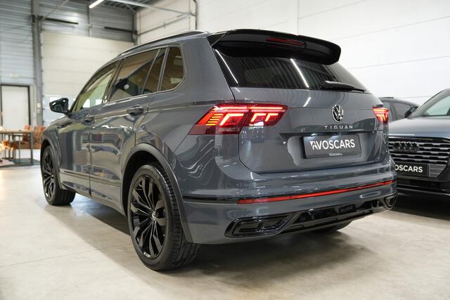 Volkswagen TIGUAN 1.5 TSI R-Line * Trekhaak - Pano - Camera - Black Style - ACC - Blind Spot - 20" - IQ Light - Head Up *