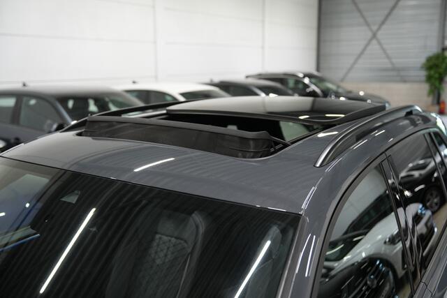 Volkswagen TIGUAN 1.5 TSI R-Line * Trekhaak - Pano - Camera - Black Style - ACC - Blind Spot - 20" - IQ Light - Head Up *