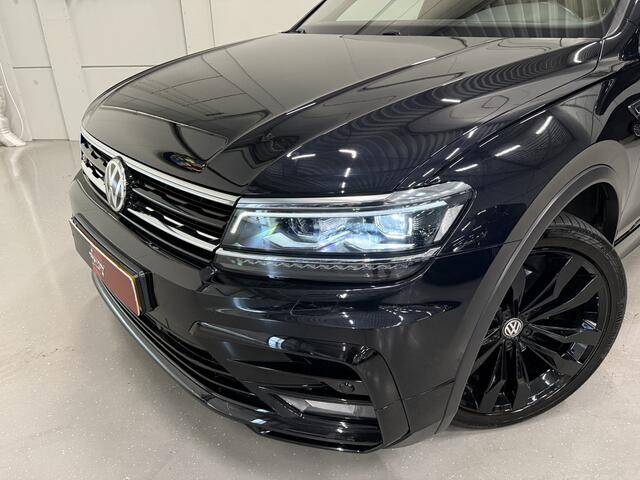 Volkswagen TIGUAN 2.0 TSI 4Motion R-Line BLACK PANO/VOL-LEER/20"/LED-PLUS/ACC/MEMORY/360CAMERA/VIRTUAL/CARPLAY/PRIVACY/DONKERE-HEMEL/EL.A.KLEP/DEEP BLACK PEARL
