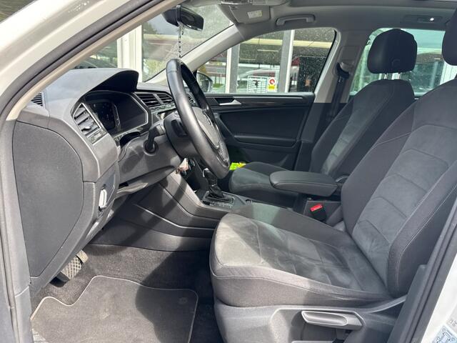 Volkswagen TIGUAN 1.5 TSI ACT Highline Business R Panoramadak | Camera