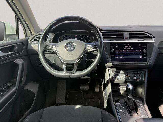 Volkswagen TIGUAN 1.5 TSI ACT Highline Business R Panoramadak | Camera
