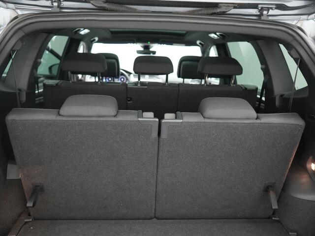 Volkswagen TIGUAN Allspace 1.5 TSI Highline DSG R-Line 7 Persoons 150pk | Panodak | Adaptive Cruise | Camera | Alcantara Sportstoelen Massage & Verwarmd | Keyless | BLIS | Navigatie | Virtual | DAB | 20"L.M |