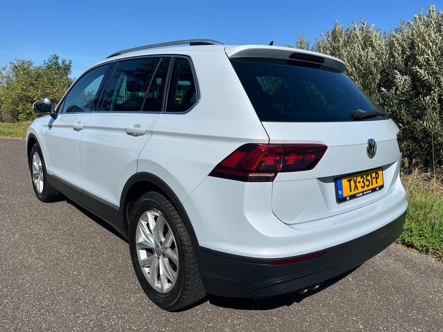 Volkswagen TIGUAN 1.5 TSI ACT Comfortline Business