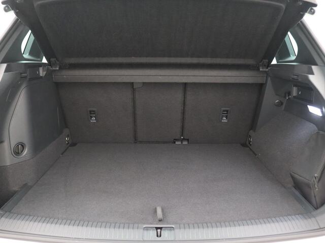 Volkswagen TIGUAN 1.4 TSI eHybrid R-Line Business 245PK DSG SOH 97,33%, Panoramadak, Matrix LED-Verlichting, 360gr. Camera, 19" LM Velgen, Keyless, Side Assist, Stoel-Stuurverwarming
