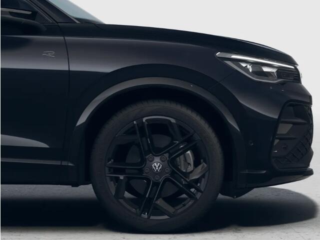 Volkswagen TIGUAN R-Line Edition 1.5 eHybrid 204 PK 6 versn. DSG · Black Style Pakket · Panoramaschuif-kanteldak · Soundsysteem 'Harman Kardon' · Trekhaak inklapbaar, met elektrische ontgrendeling, incl. aanhangermanoeuvreerhulp Trailer Assist ·