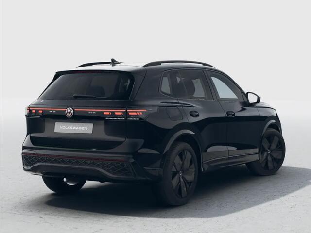 Volkswagen TIGUAN Edition 20 1.5 eHybrid 204 PK 6 versn. · Panoramaschuif-kanteldak · Trekhaak inklapbaar, met elektrische ontgrendeling, incl. aanhangermanoeuvreerhulp Trailer Assist ·