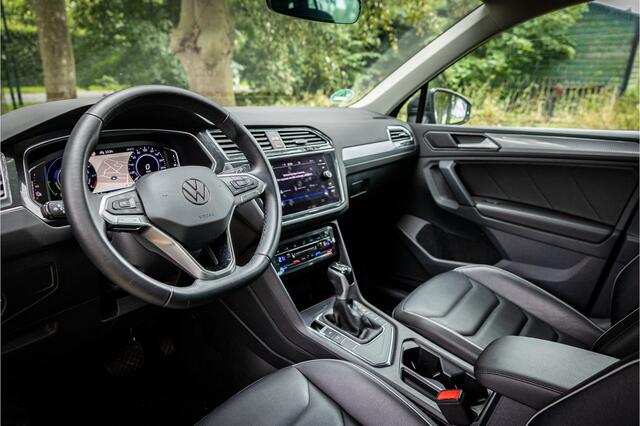 Volkswagen TIGUAN 1.4 TSI eHybrid Life Leder 360 Camera Trekhaak Digi Dash