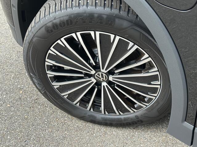 Volkswagen TIGUAN 1.5 eHybrid Elegance 204pk | Trekhaak | Camera | All-season | Dode hoek | Elek. klep | incl. verlengde garantie