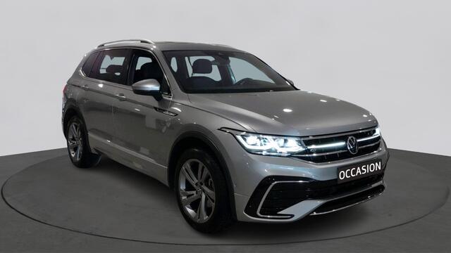 Volkswagen TIGUAN Allspace 1.5 TSI R-Line Business 7p. | Trekhaak | Derde zitrij | Winterpakket | LED matrix |