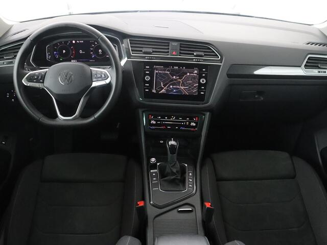 Volkswagen TIGUAN 1.5 TSI Elegance | Panoramadak | Adaptive cruise | Stuur/stoel verwarming | Stoelmassage | Camera | Park assist | Sfeerverlichting | Full LED | Elektrische achterklep