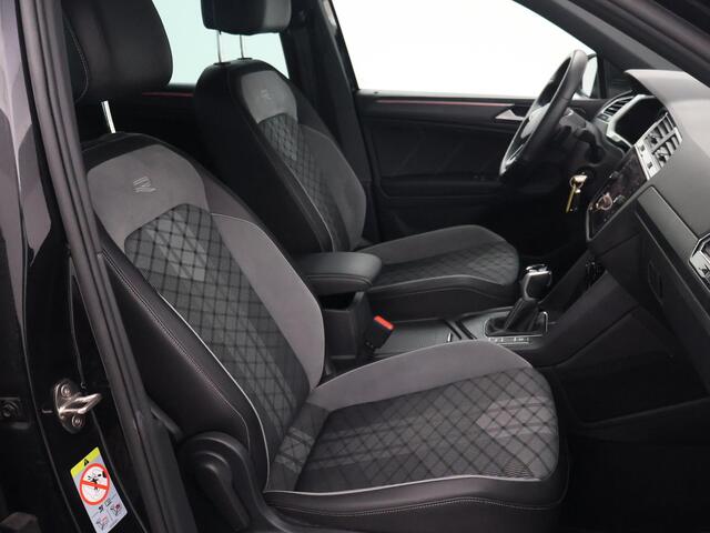 Volkswagen TIGUAN 1.5 TSI R-LINE + VIRTUAL COCKPIT | ADAPTIVE CRUISE | 19 INCH
