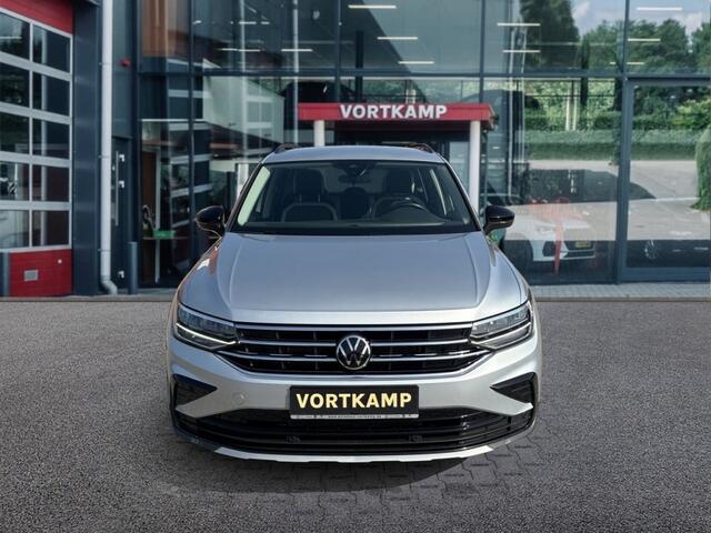 Volkswagen TIGUAN 2.0 TDI DSG URBAN SPORT TREKHAAK/ELEK-KLEP/STANDKACHEL/ACC/STOELVERW