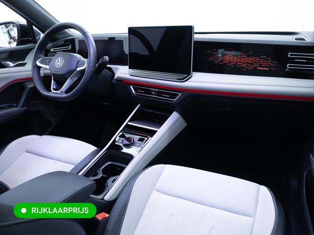 Volkswagen TIGUAN 1.5 eHybrid Elegance Business 204 PK | Panodak | Elec. Trekhaak | Stoel- & Stuurverw. | Massagestoelen | 20 inch Head-Up, Ergo active stoel, Extra All Season Wielenset